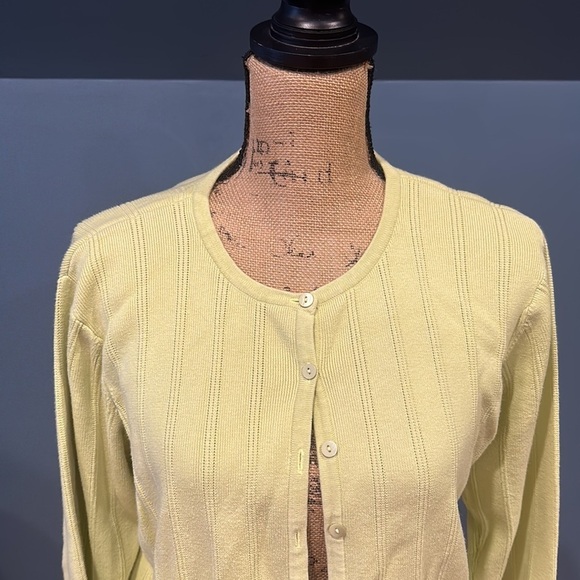 Talbots button up sweater/long sleeve size large women’s - Picture 2 of 6